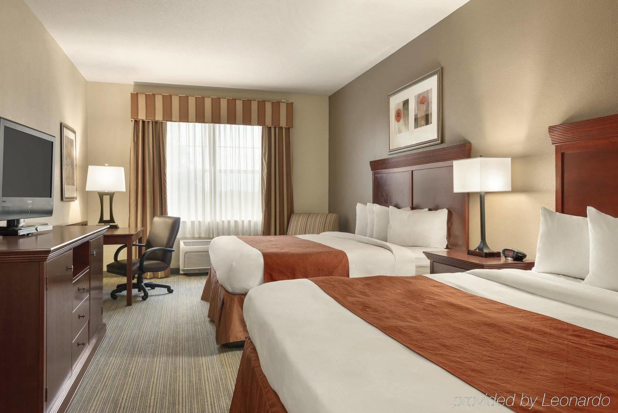 Seffner Inn&Suites Exterior foto